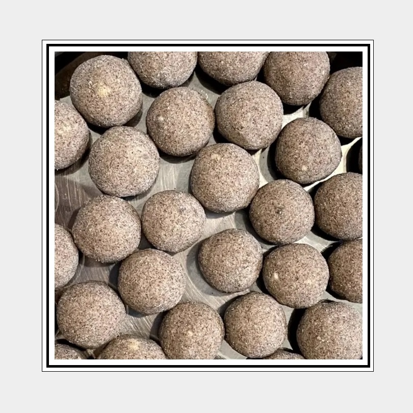 Pure Ghee Mix Flour Ladoo (मिक्स फ्लॉवर लाडू)